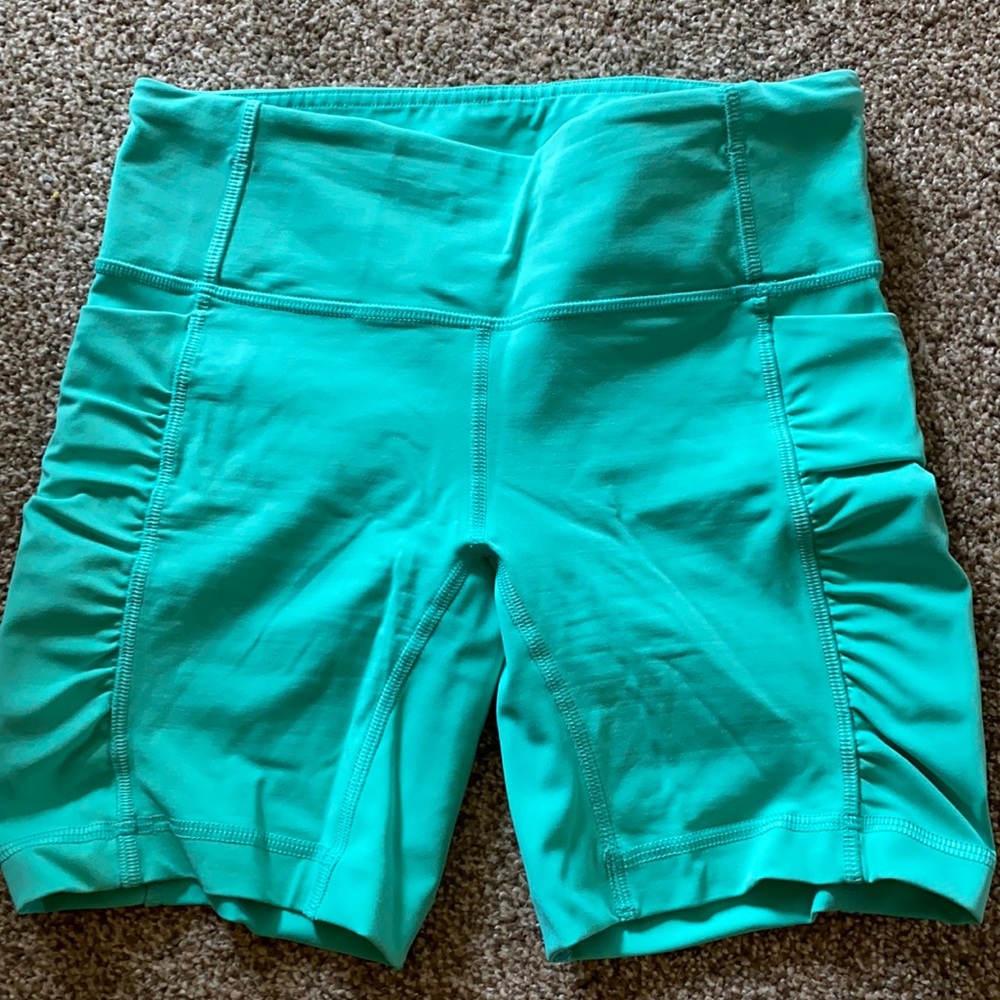 Lululemon bike shorts